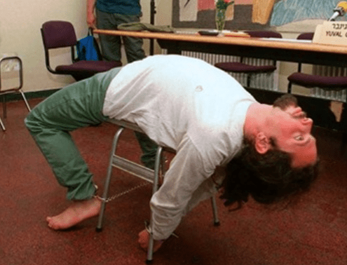 Torture of Palestinian prisoner